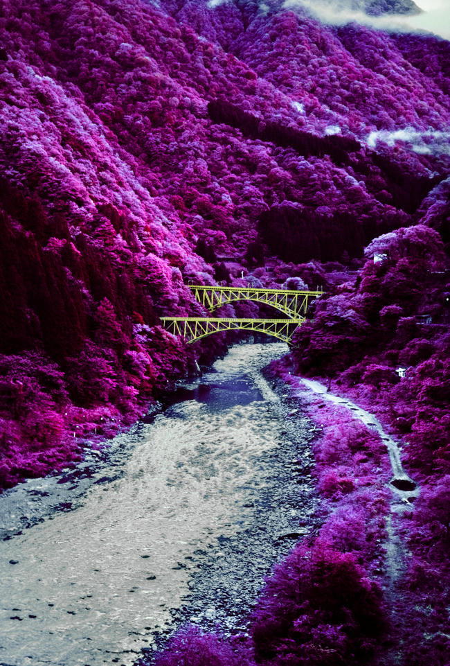 Aerochrome bridge